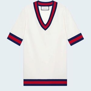 Gucci 𝐒𝐭𝐫𝐞𝐭𝐜𝐡 𝐕𝐢𝐜𝐨𝐬𝐞 𝐃𝐫𝐞𝐬s